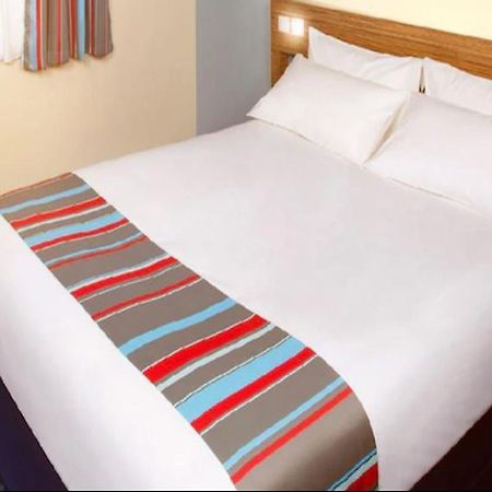 Travelodge Bracknell Ngoại thất bức ảnh